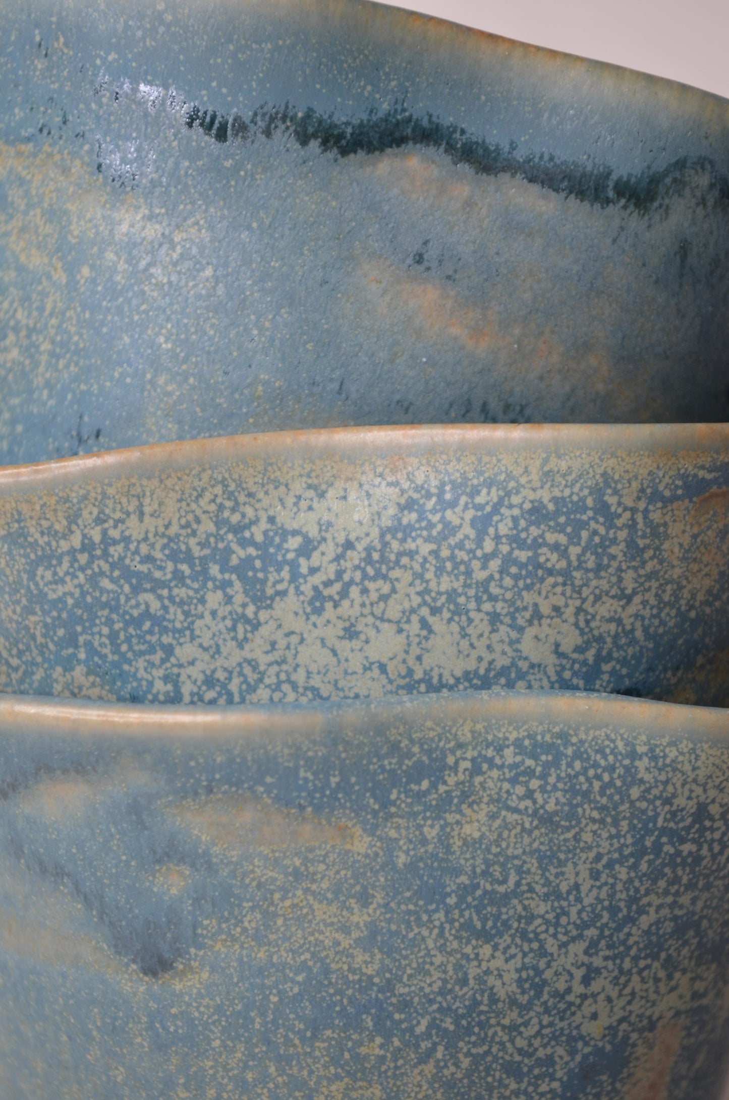 OCEAN BLUE TULIP MUG