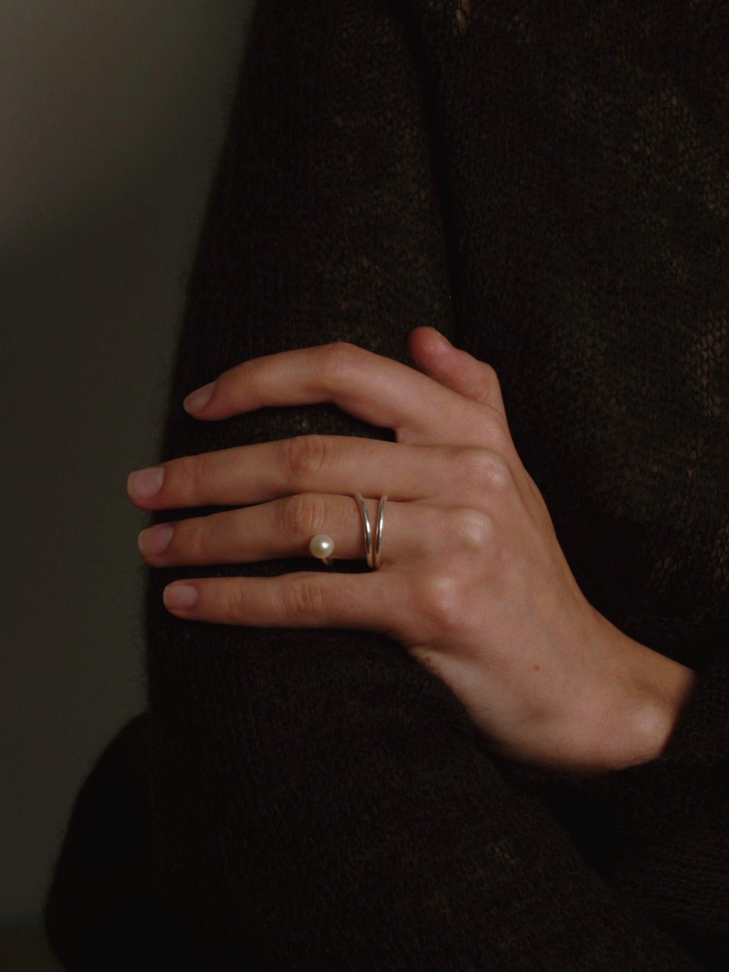 OBSERVE RING PEARL