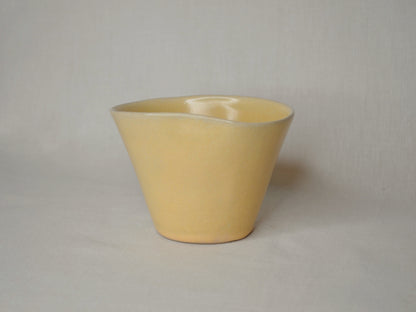 YELLOW TULIP MUG