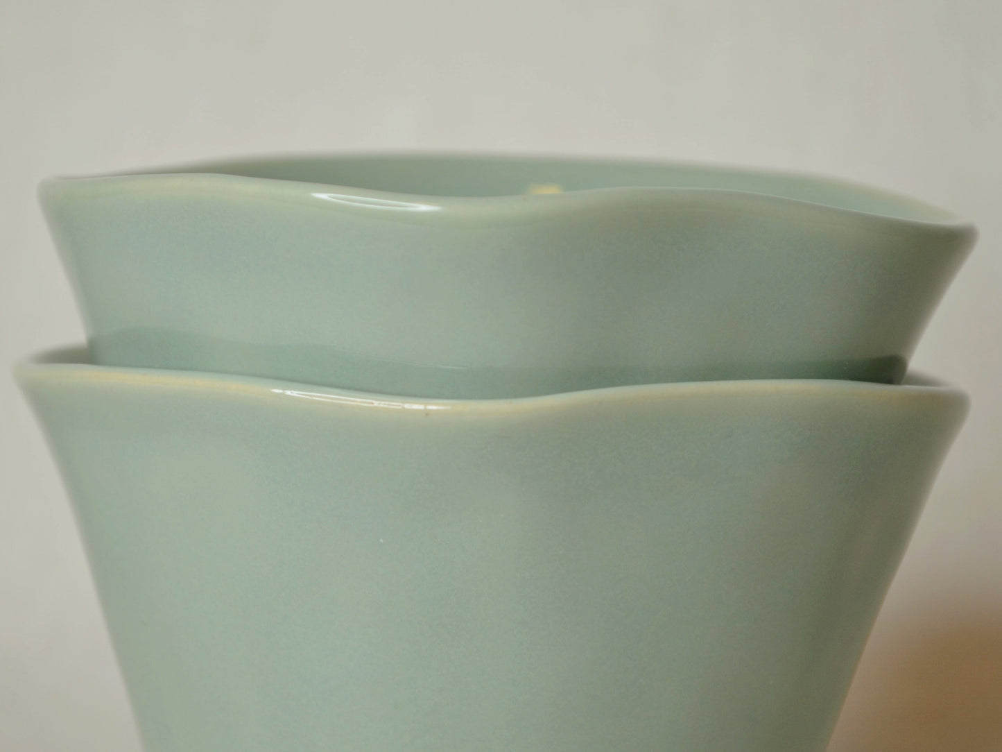 SEA BREEZE TULIP MUG