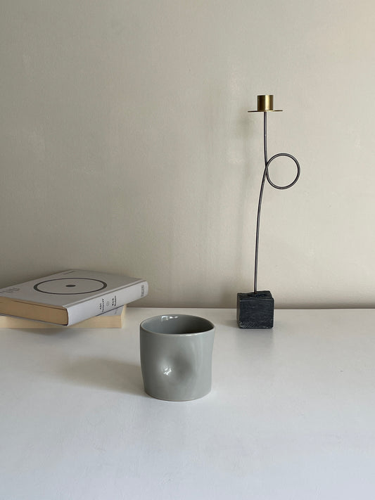 LIGHT GREY SNUG MUG